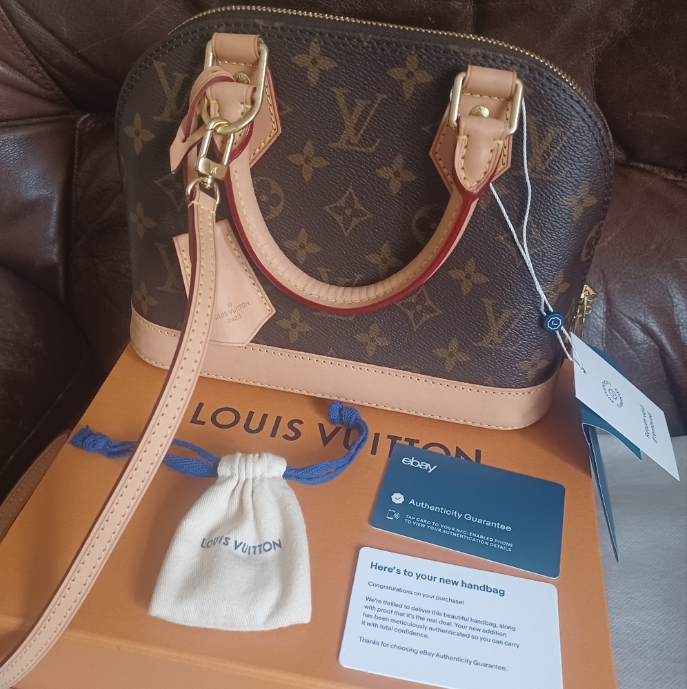 Louis Vuitton alma bb